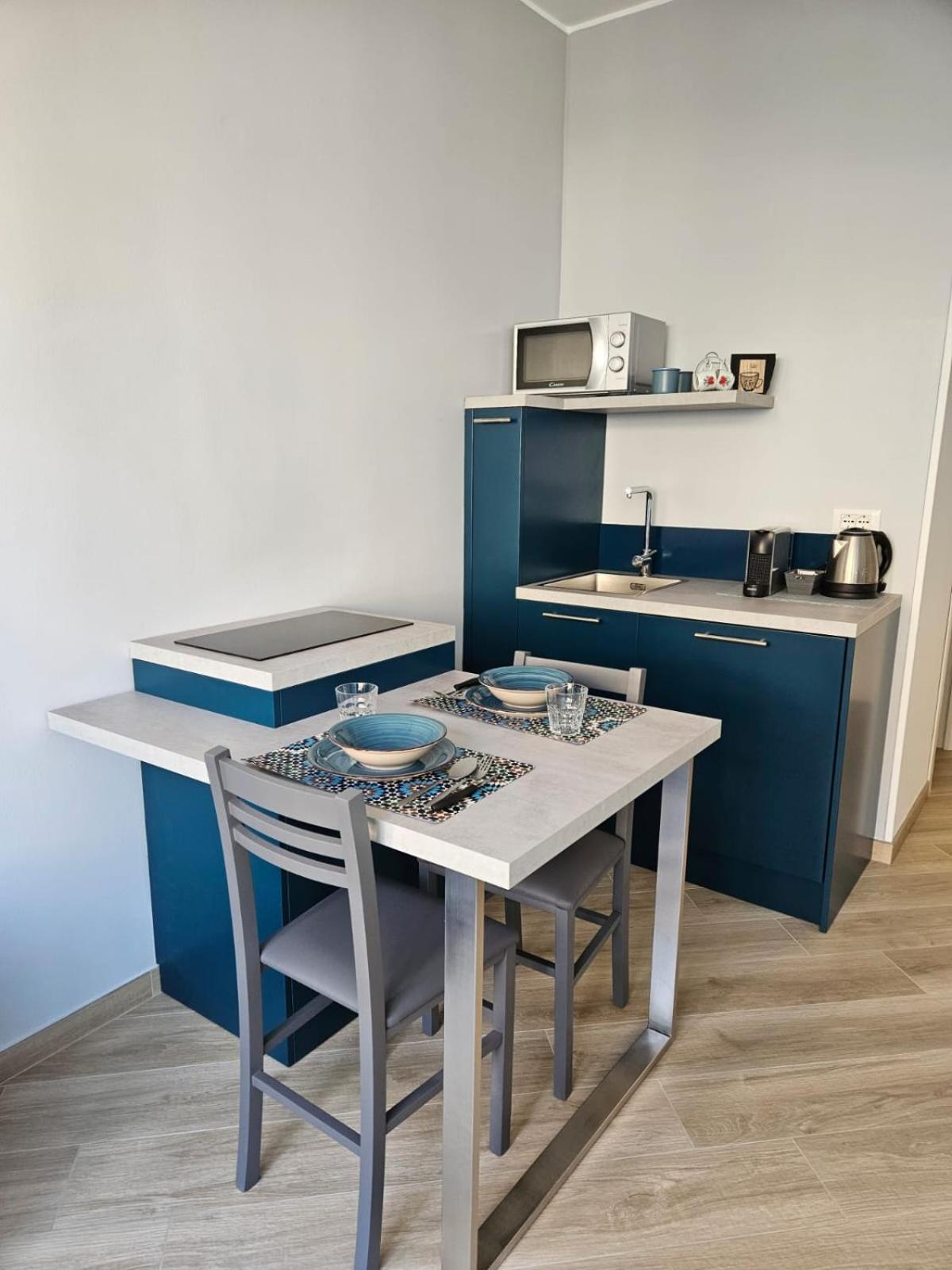 Casa Al Mare Angela Lägenhet Ventimiglia Exteriör bild
